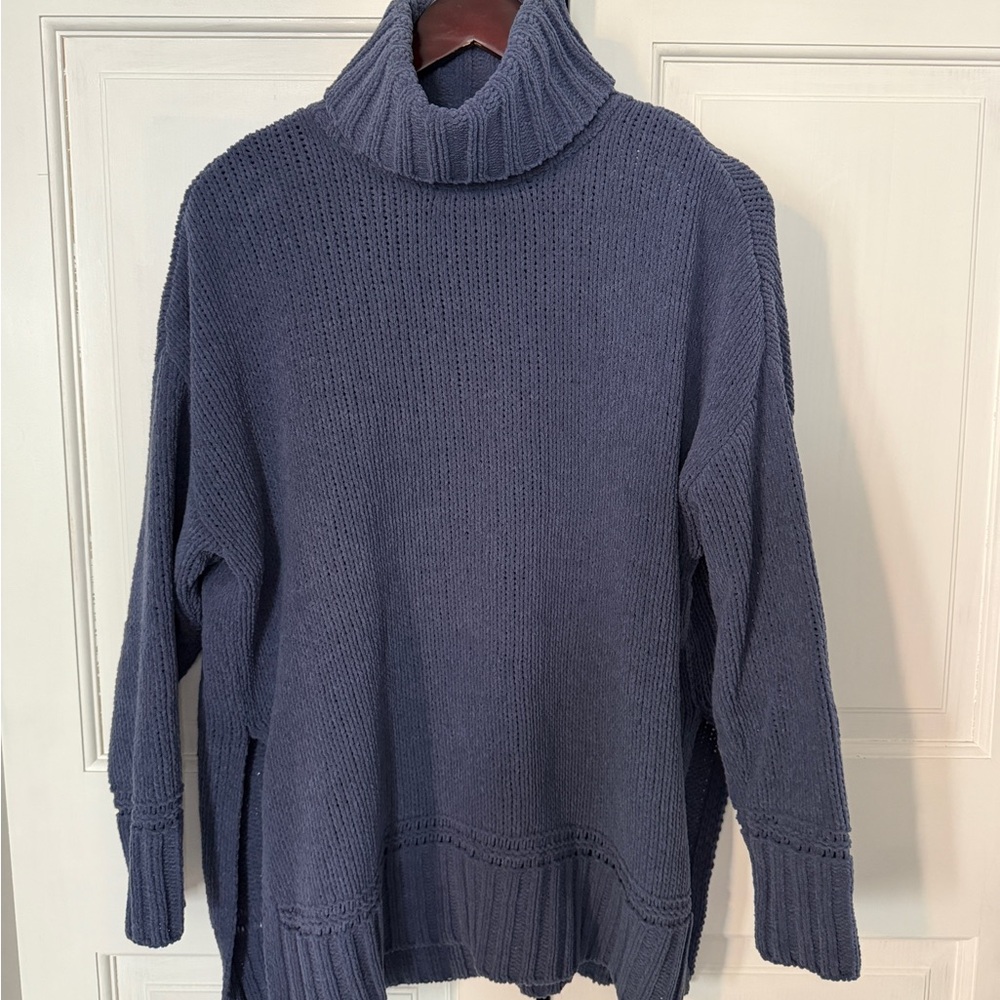 Aerie Blue Turtle Neck Super Soft Sweater
